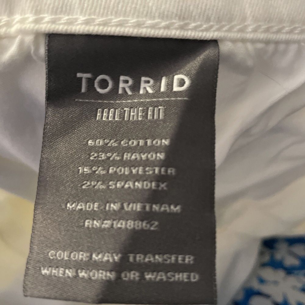 Torrid Crop High Rise Waist Flare Jeans Size 28 Womens White Denim Super Soft - Picture 8 of 8
